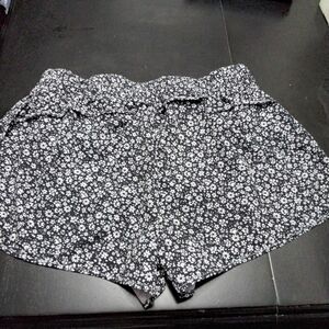 Athlux Women's Workout/Running Shorts   Size L